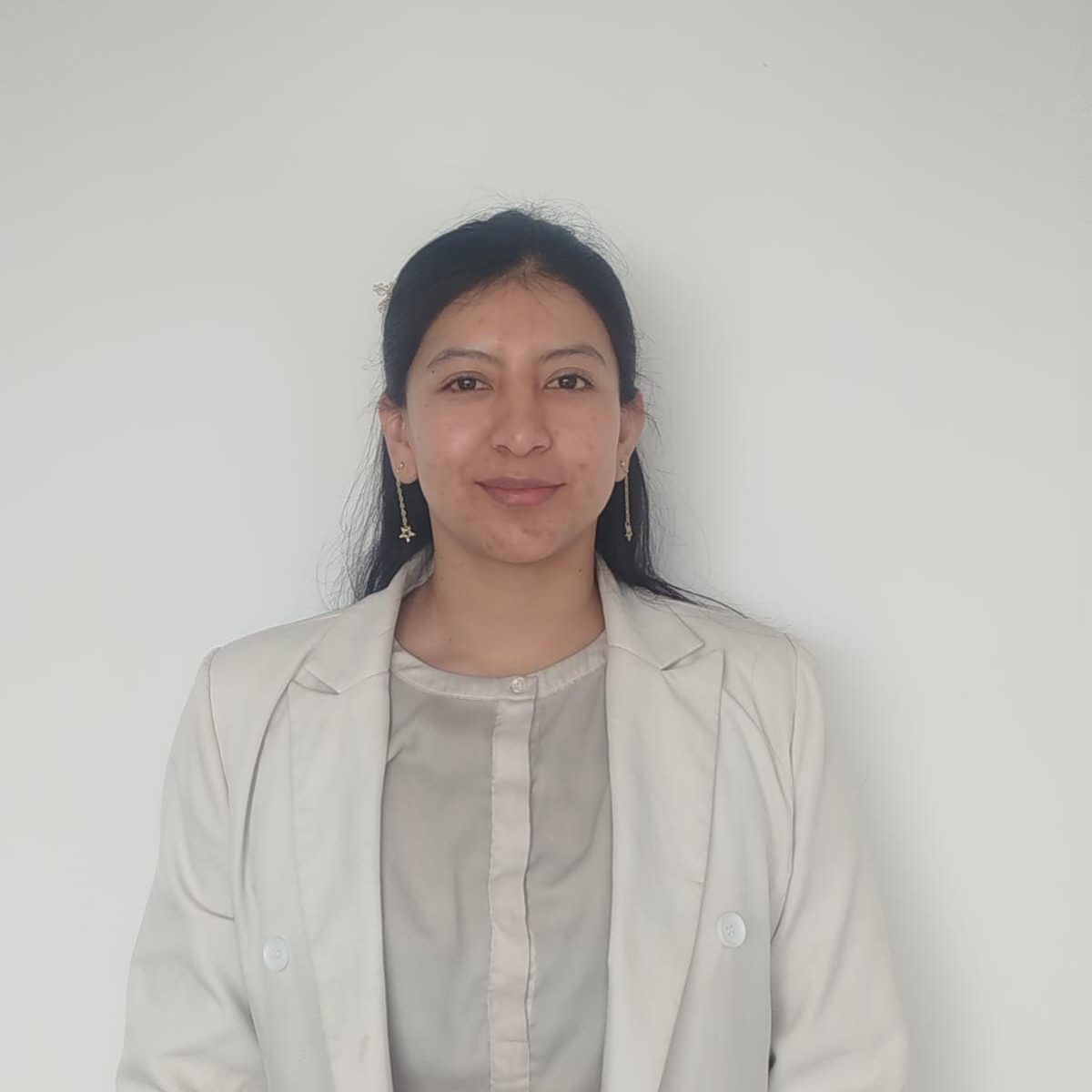 Alejandra Lora / Abogada